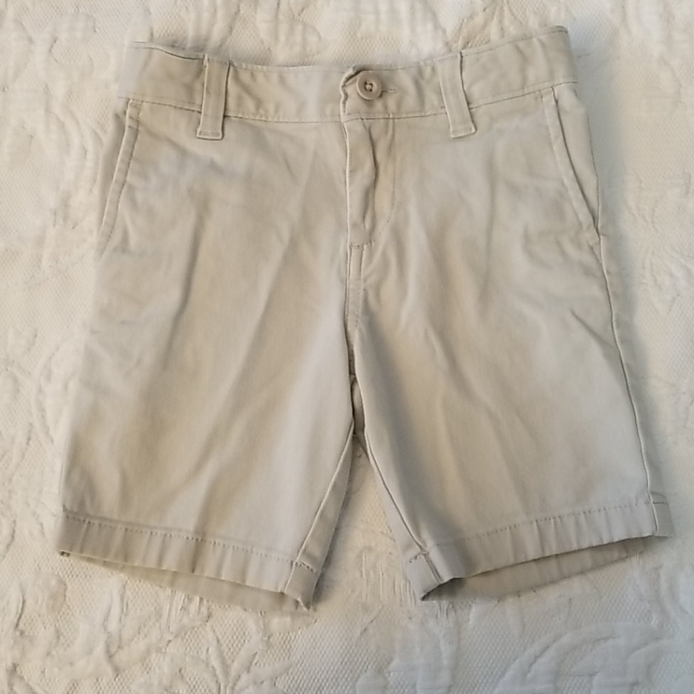 Class Club shorts size 4T